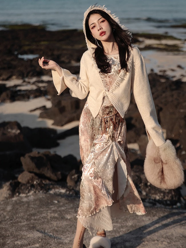 Velvet Print Halter-neck Vest & Layered Design Skirt & Chain Belt & Knitted Hooded Cardigan