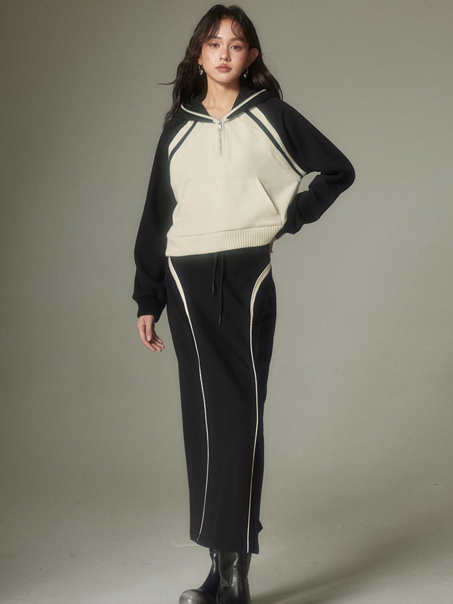 Half-ZIP Hooded Sweat Pullover& Line Skirt