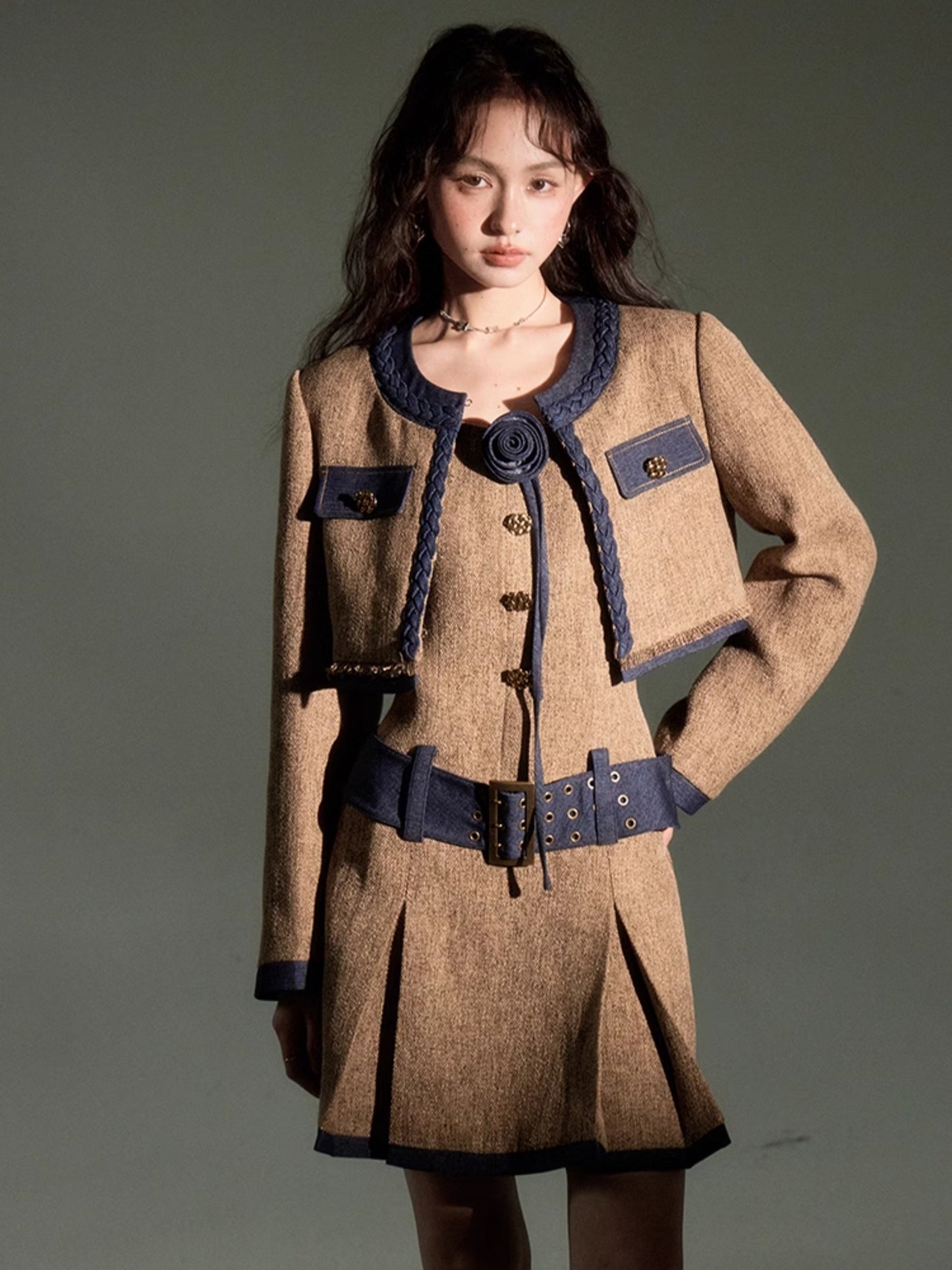 Chic Tweed Short Jacket ＆ Slip Skirt