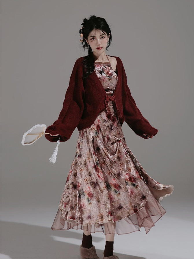 Velvet Print Halter-neck Vest & Layered Design Skirt & Chain Belt & Knitted Hooded Cardigan