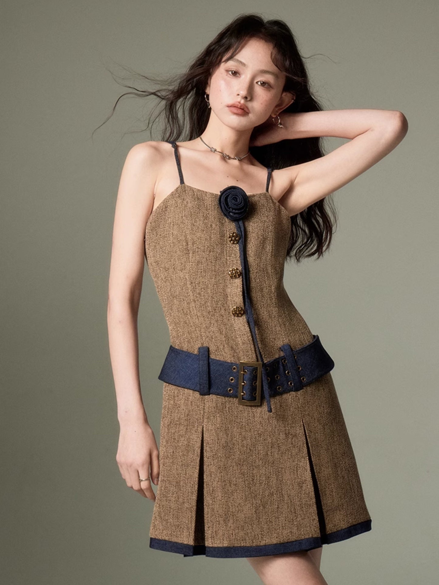 Chic Tweed Short Jacket ＆ Slip Skirt