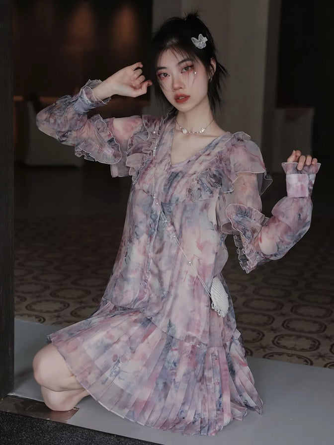 Oil Painting Printed Suspender Dress ＆ Mesh Pleat Dress ＆ Shirt Cardigan