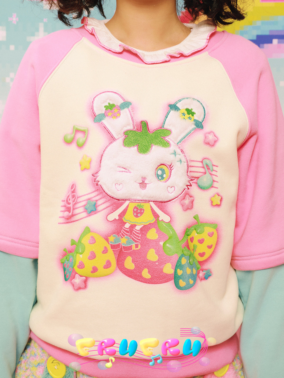 Rabbit Color Matching Pullover