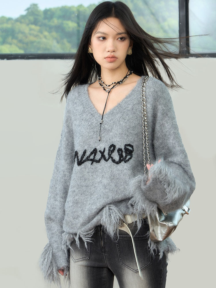 OverSize V-neck Logo Sweater