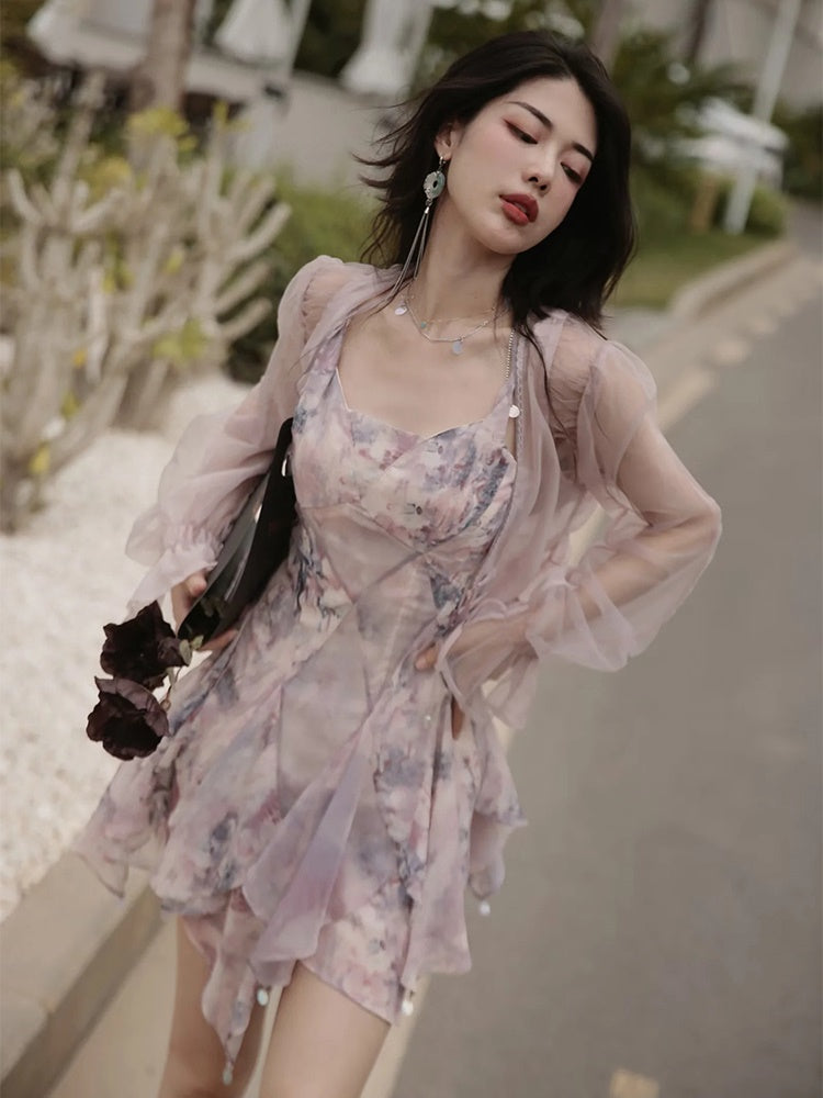 Oil Painting Printed Suspender Dress ＆ Mesh Pleat Dress ＆ Shirt Cardigan