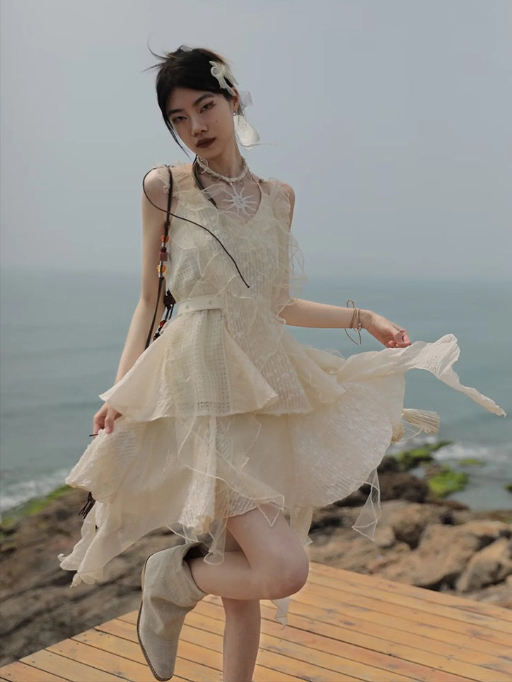 Frill Stitch Sleeveless Top ＆ Irregular Flare Skirt